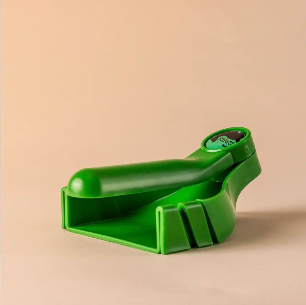 Dog cleanup foldable Poop Scooper